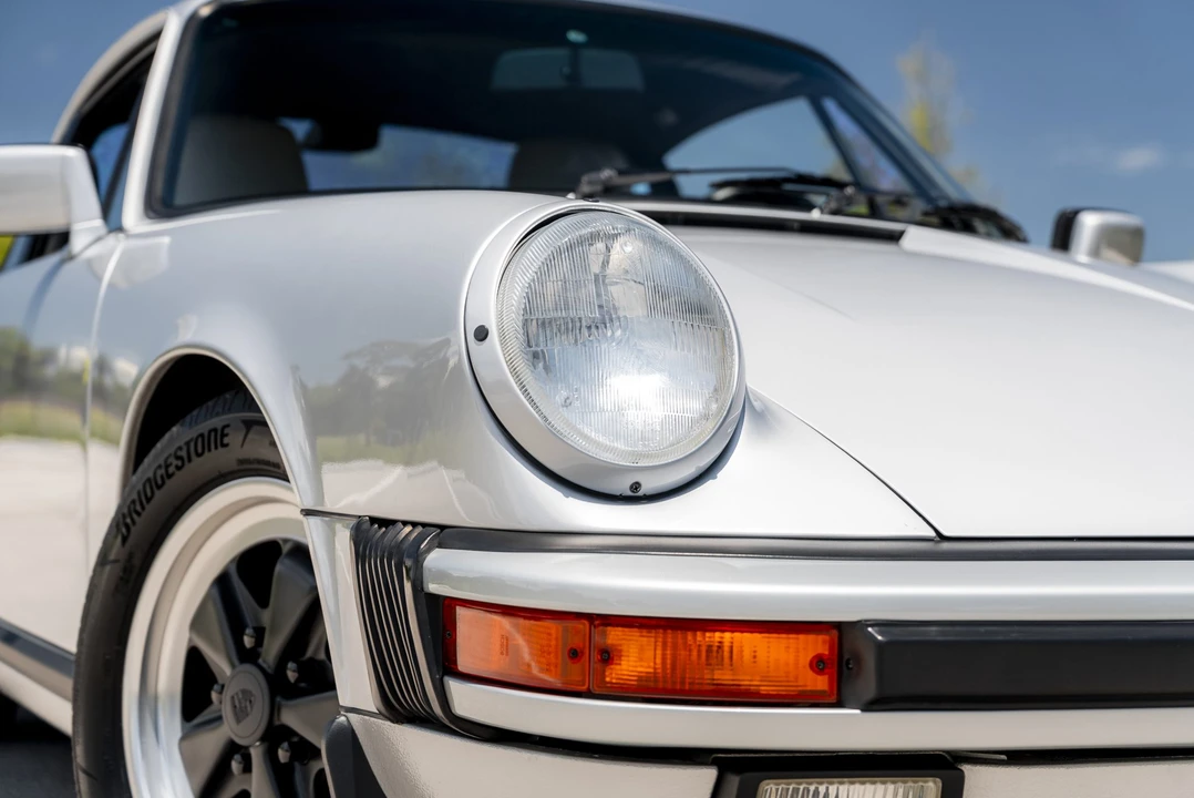 1989 Porsche 911 Carrera 3.2 - Image 25 of 31