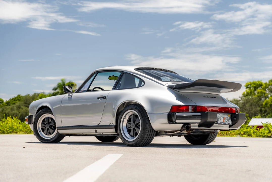 1989 Porsche 911 Carrera 3.2 - Image 18 of 31