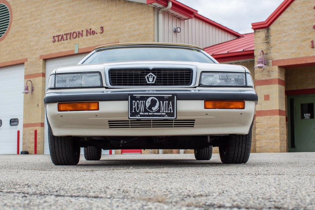 1990 Chrysler TC by Maserati - Image 5 of 31