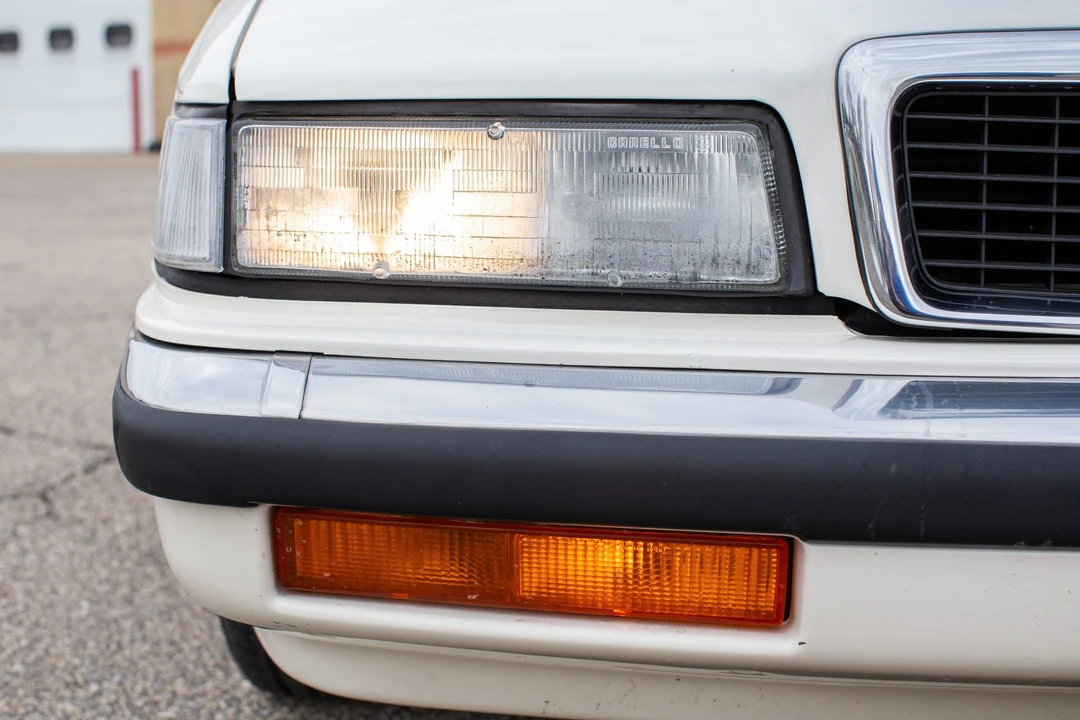 1990 Chrysler TC by Maserati - Image 16 of 31