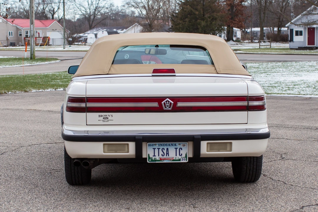 1990 Chrysler TC by Maserati - Image 8 of 31