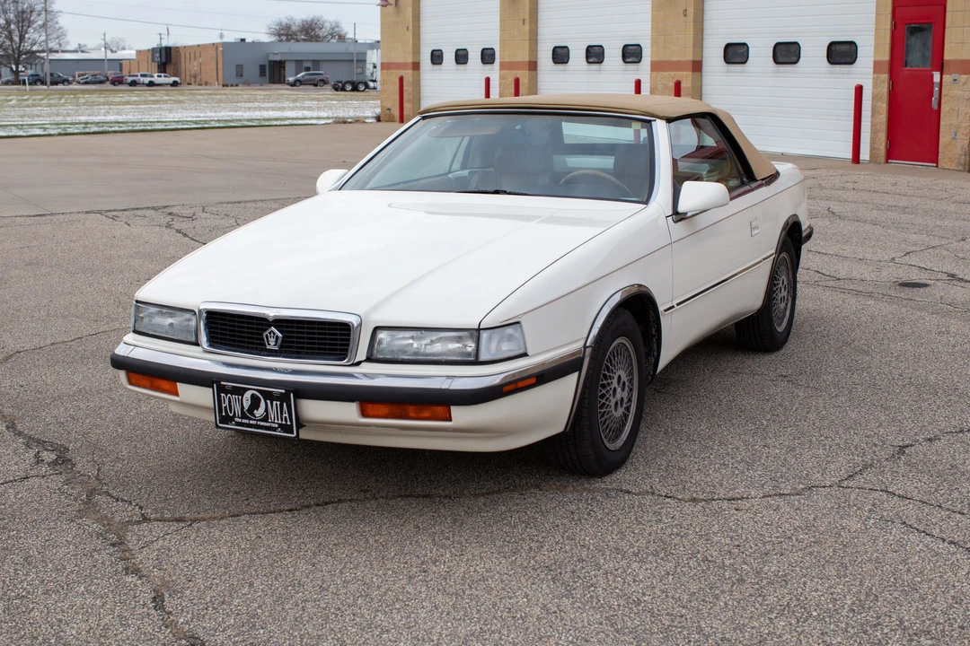 1990 Chrysler TC by Maserati - Image 2 of 31
