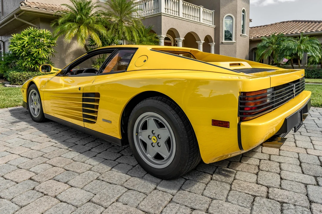 1990 Ferrari Testarossa - Image 30 of 31
