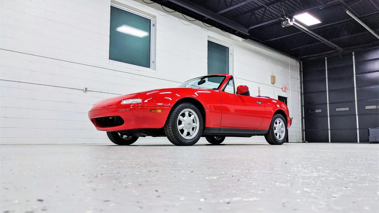 1990 Mazda NA MX-5 Miata - Image 4 of 31
