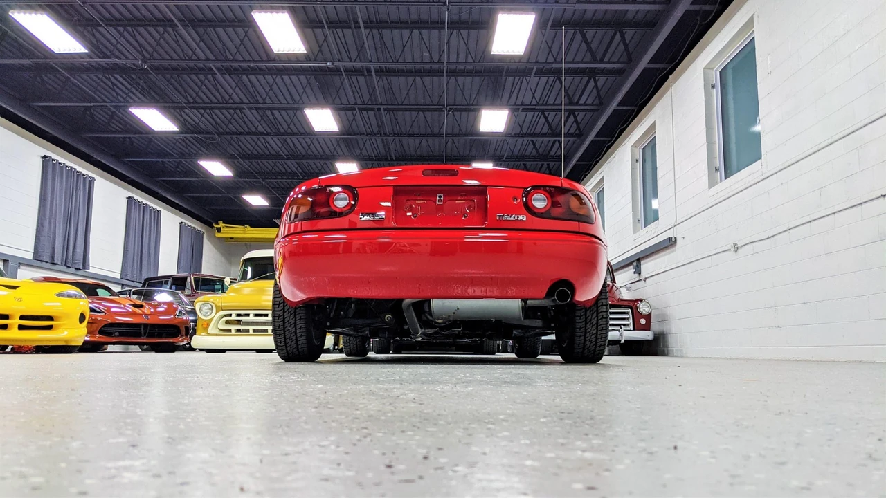 1990 Mazda NA MX-5 Miata - Image 10 of 31
