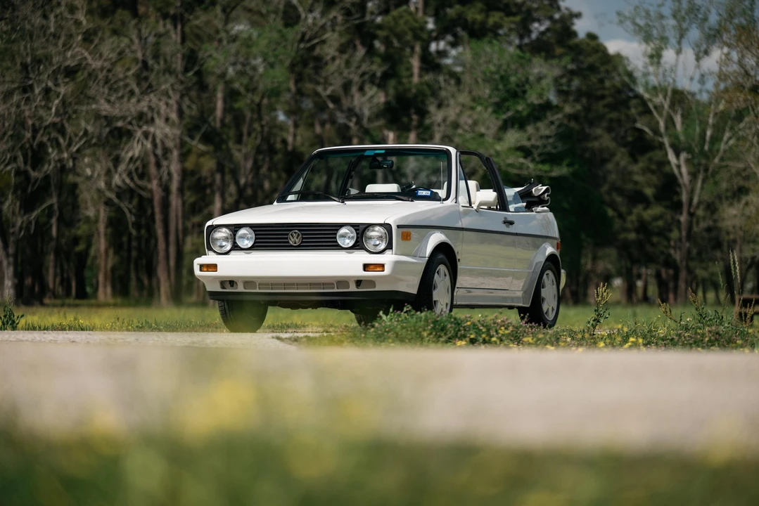 1990 Volkswagen Golf Cabriolet/Rabbit Convertible Mk1 - Image 2 of 31