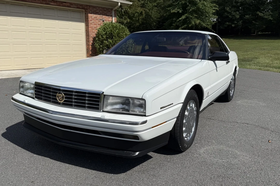 1993 Cadillac Allante - Image 5 of 31