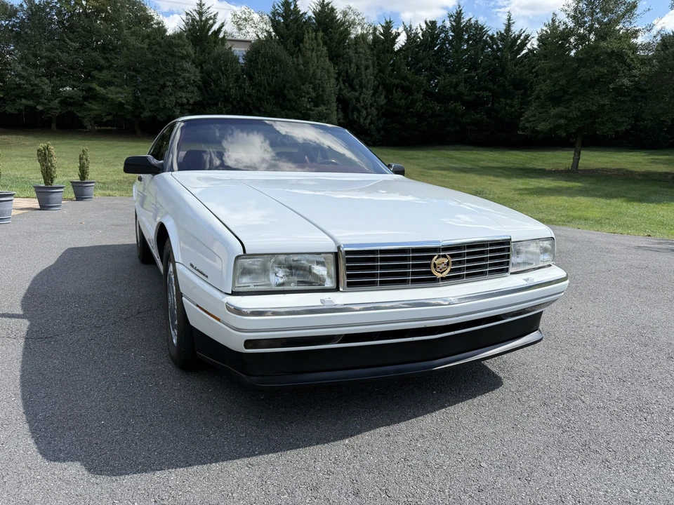 1993 Cadillac Allante - Image 3 of 31