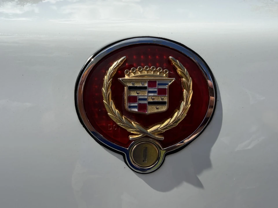 1993 Cadillac Allante - Image 21 of 31