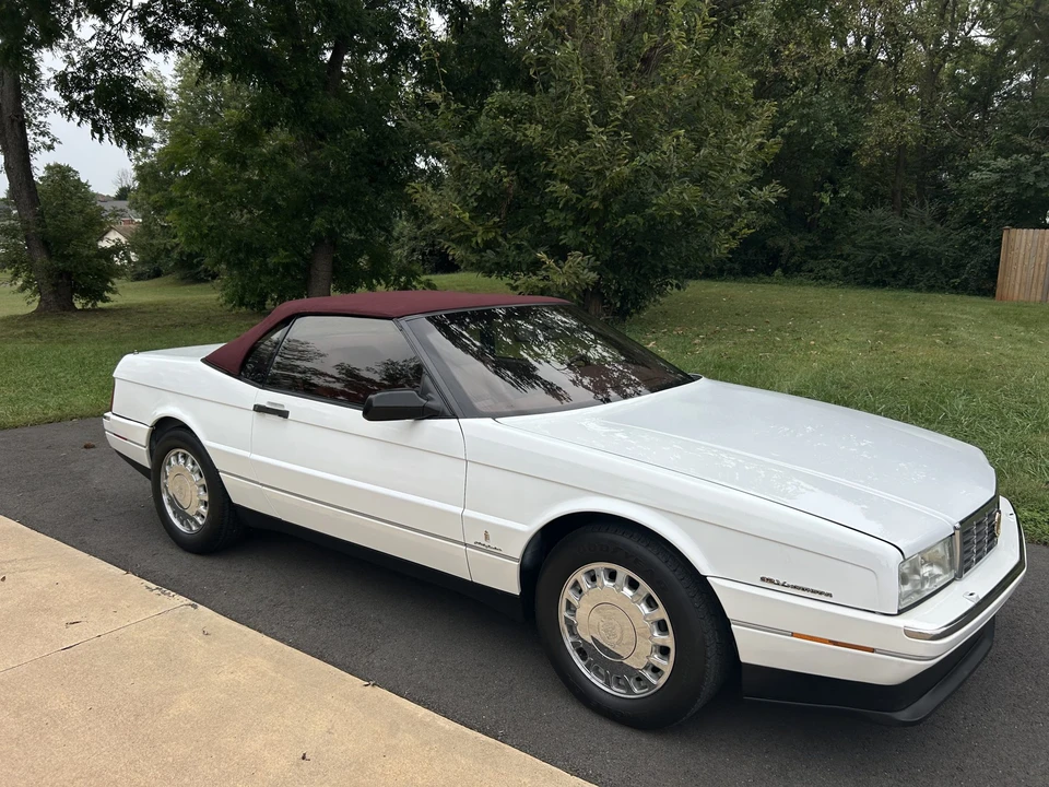 1993 Cadillac Allante - Image 13 of 31
