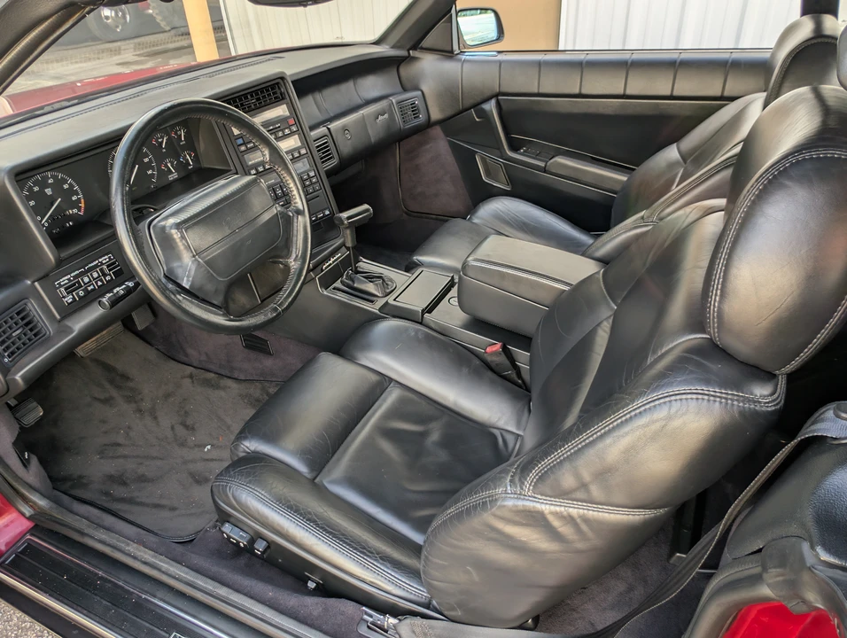 1993 Cadillac Allante - Image 26 of 31