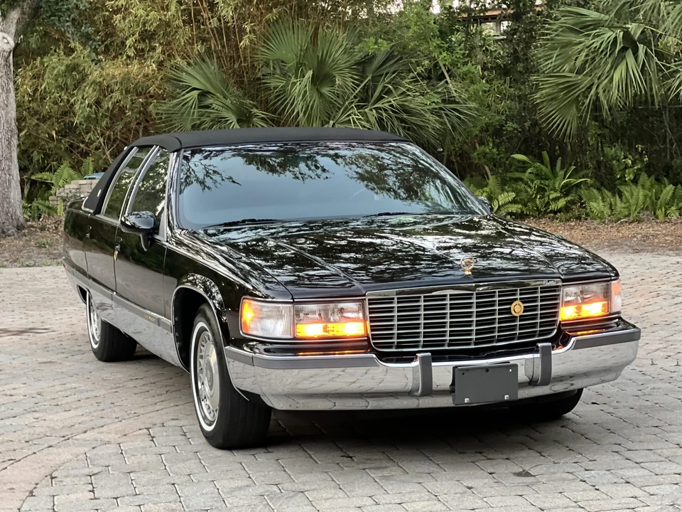 1993 Cadillac Fleetwood - Image 30 of 31