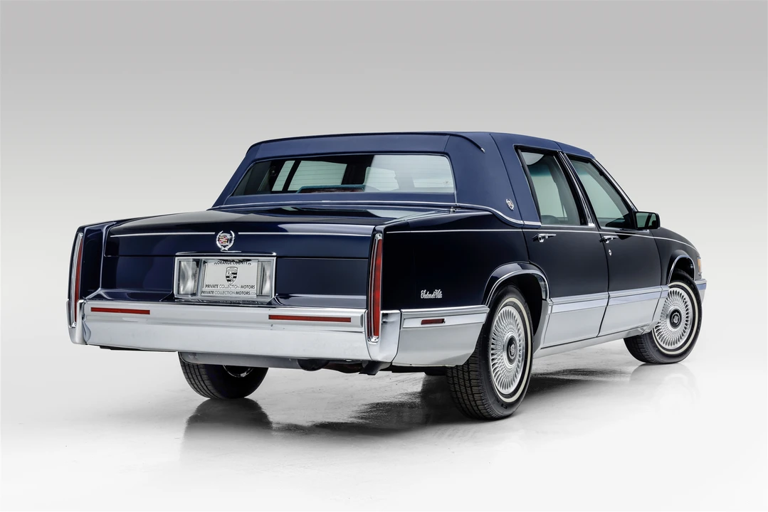 1993 Cadillac DeVille 7th Gen - Image 8 of 31
