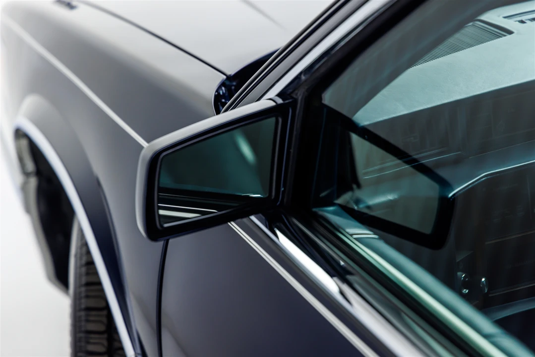 1993 Cadillac DeVille 7th Gen - Image 16 of 31