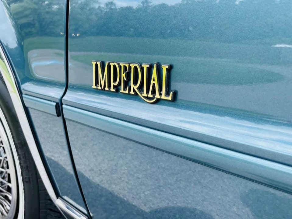 1993 Chrysler Imperial - Image 31 of 31