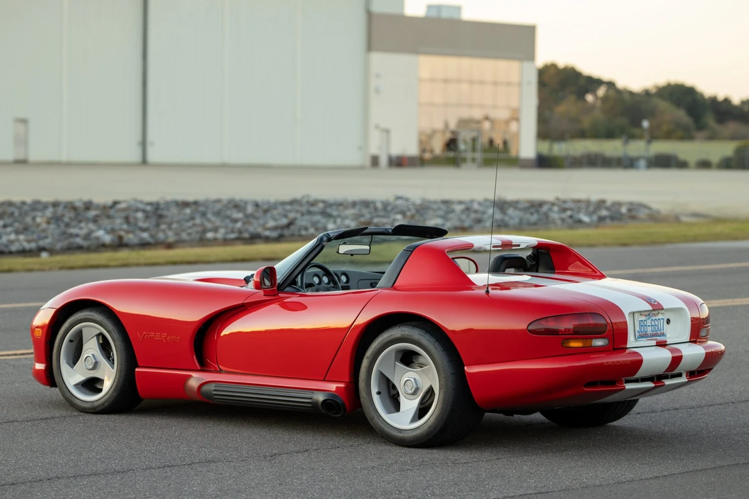1993 Dodge Viper 1st Gen - Image 16 of 31