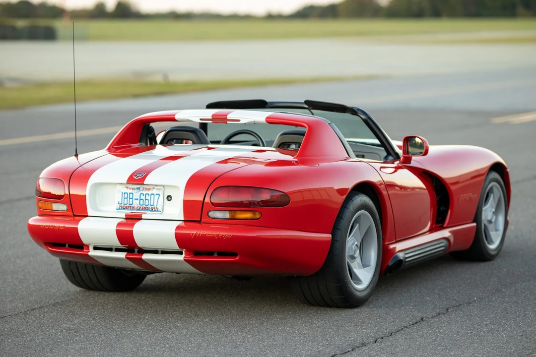 1993 Dodge Viper 1st Gen - Image 23 of 31