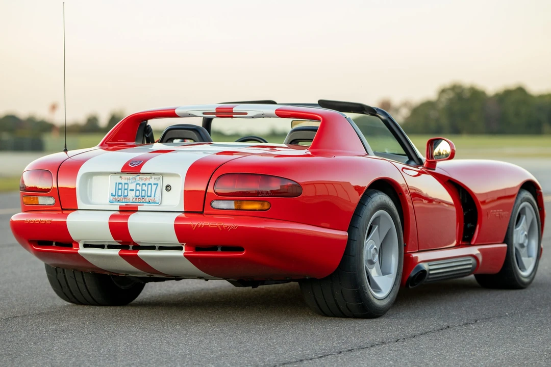 1993 Dodge Viper 1st Gen - Image 22 of 31