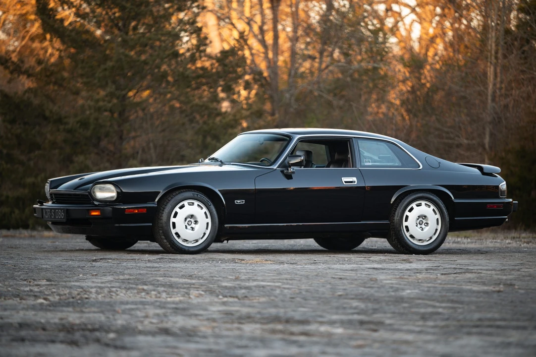 1993 Jaguar XJ-S TWR - Image 2 of 31