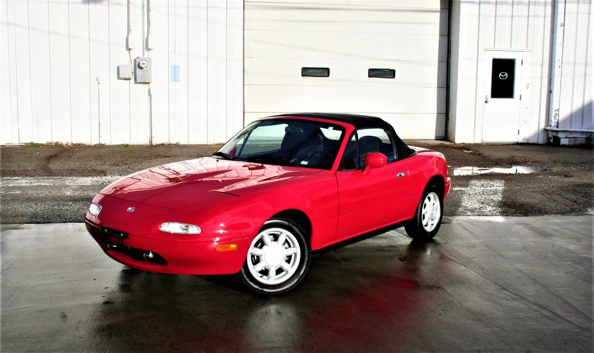 1993 Mazda NA MX-5 Miata - Image 5 of 31