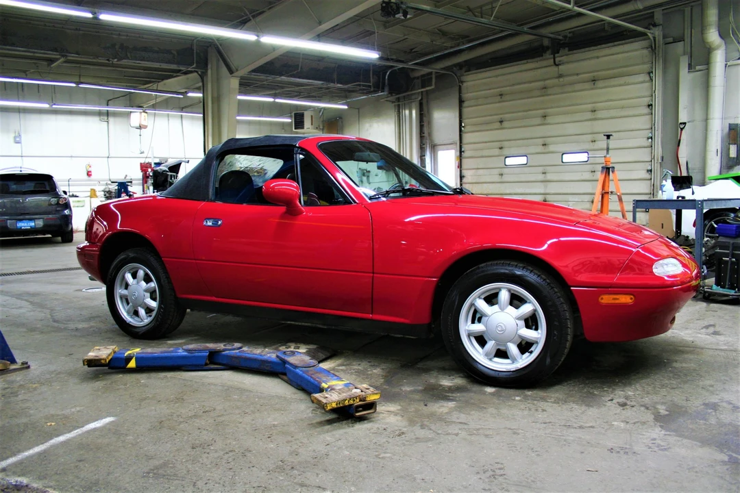 1993 Mazda NA MX-5 Miata - Image 22 of 31