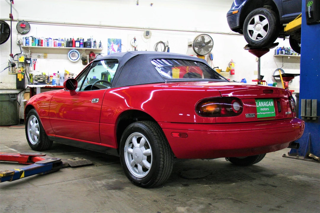 1993 Mazda NA MX-5 Miata - Image 18 of 31