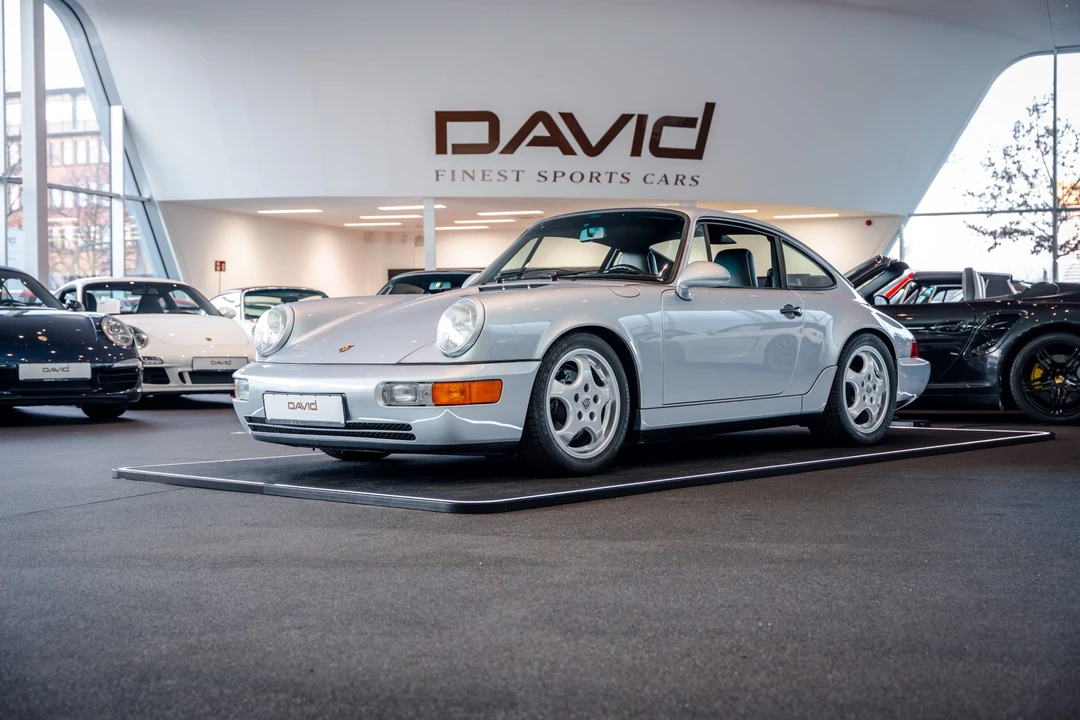 1993 Porsche 964 Carrera 4 - Image 2 of 31