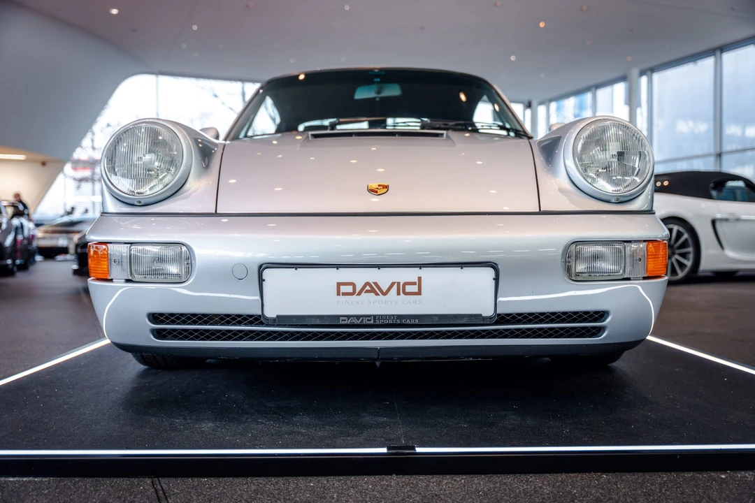 1993 Porsche 964 Carrera 4 - Image 4 of 31