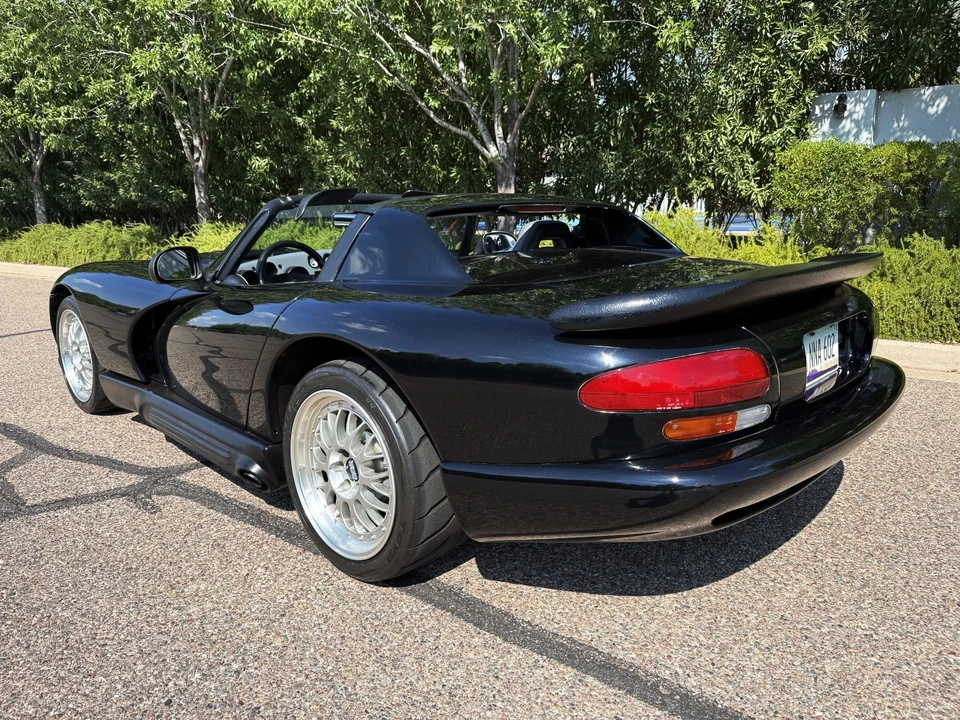 1994 Dodge Viper 1st Gen - Image 17 of 31