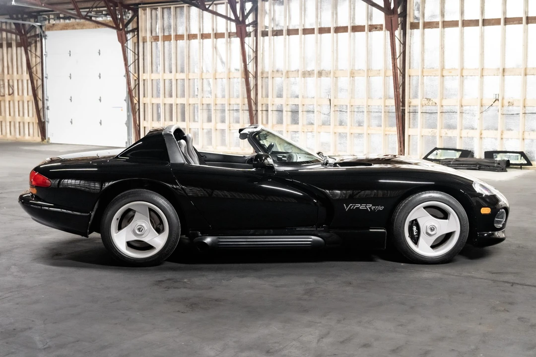 1994 Dodge Viper 1st Gen - Image 11 of 31