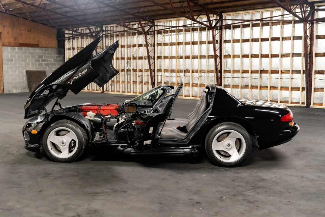 1994 Dodge Viper 1st Gen - Image 25 of 31
