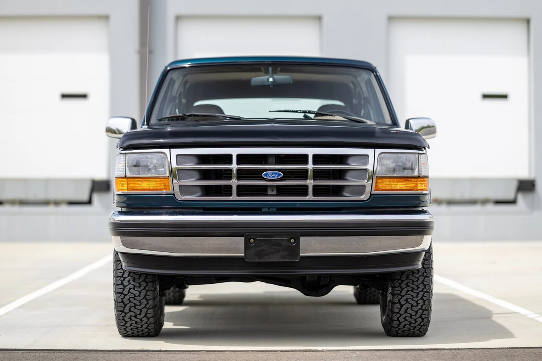 1994 Ford Bronco 5th Gen - Image 2 of 31