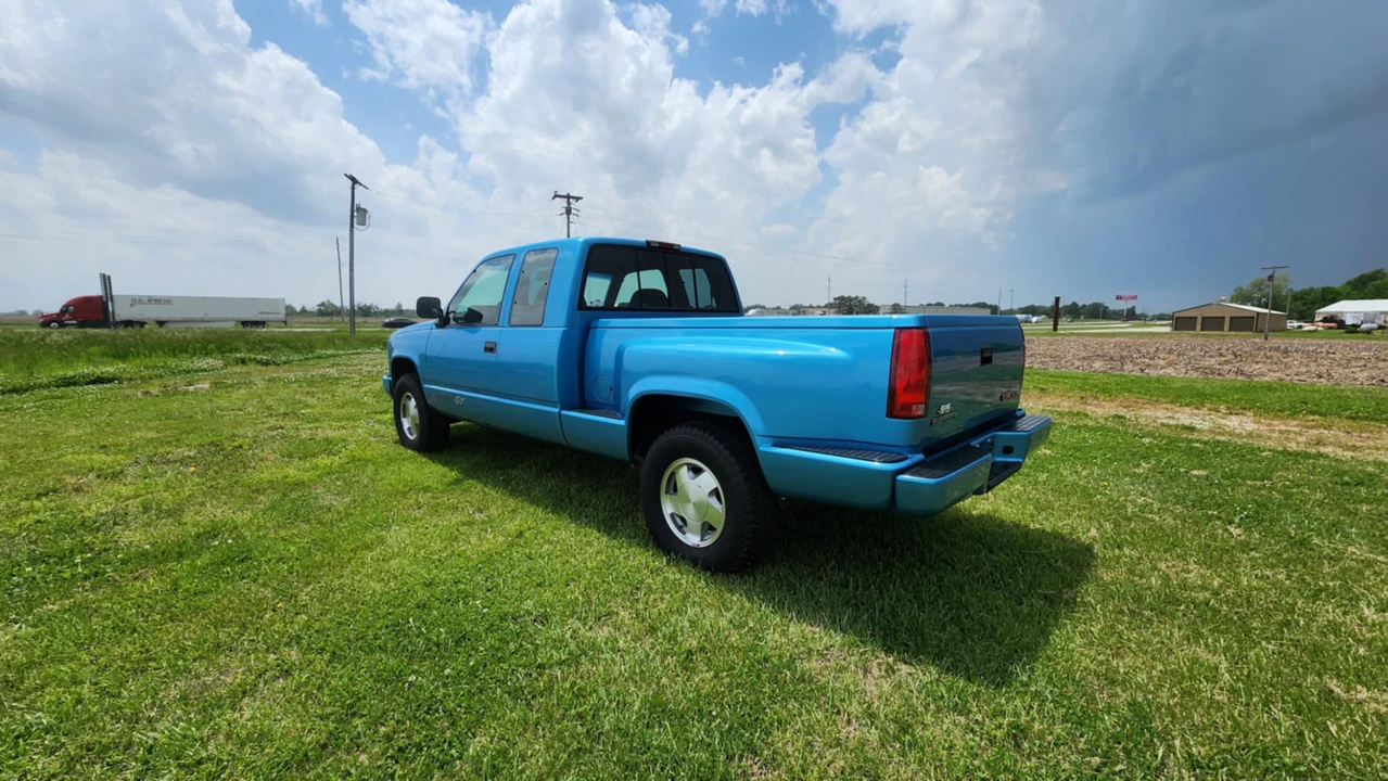 1994 GMC Sierra 2nd Gen - Image 8 of 31