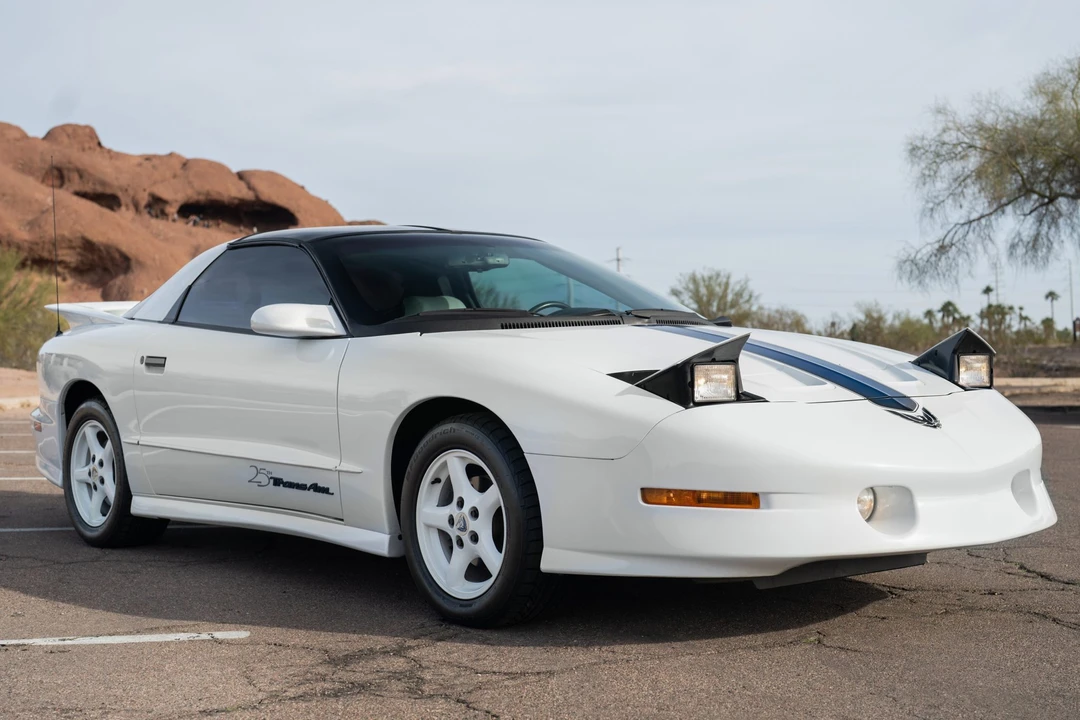 1994 Pontiac Firebird Trans Am 4th Gen - Image 12 of 31