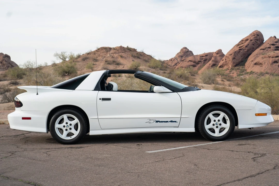 1994 Pontiac Firebird Trans Am 4th Gen - Image 5 of 31