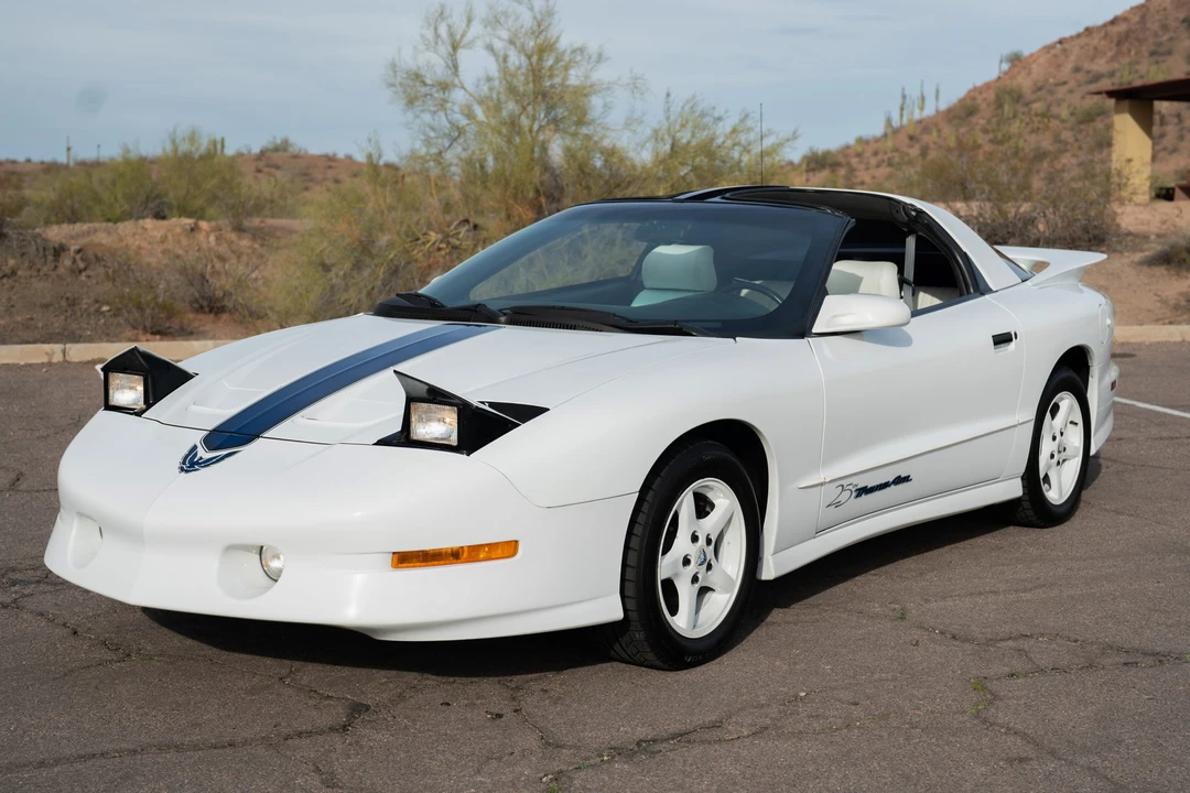 1994 Pontiac Firebird Trans Am 4th Gen - Image 2 of 31