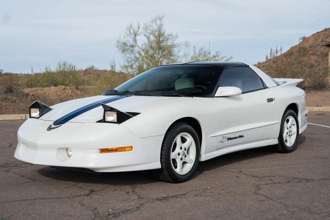 1994 Pontiac Firebird Trans Am 4th Gen - Image 10 of 31