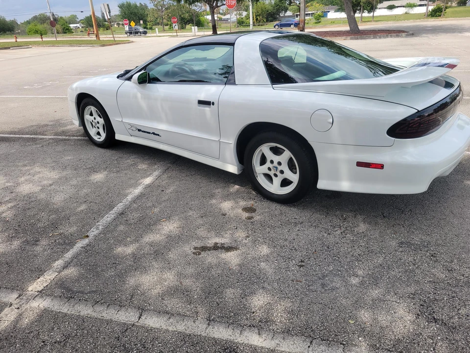 1994 Pontiac Firebird Trans Am 4th Gen - Image 23 of 31
