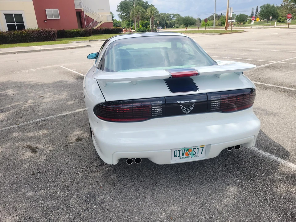 1994 Pontiac Firebird Trans Am 4th Gen - Image 19 of 31