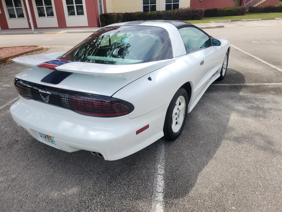 1994 Pontiac Firebird Trans Am 4th Gen - Image 16 of 31