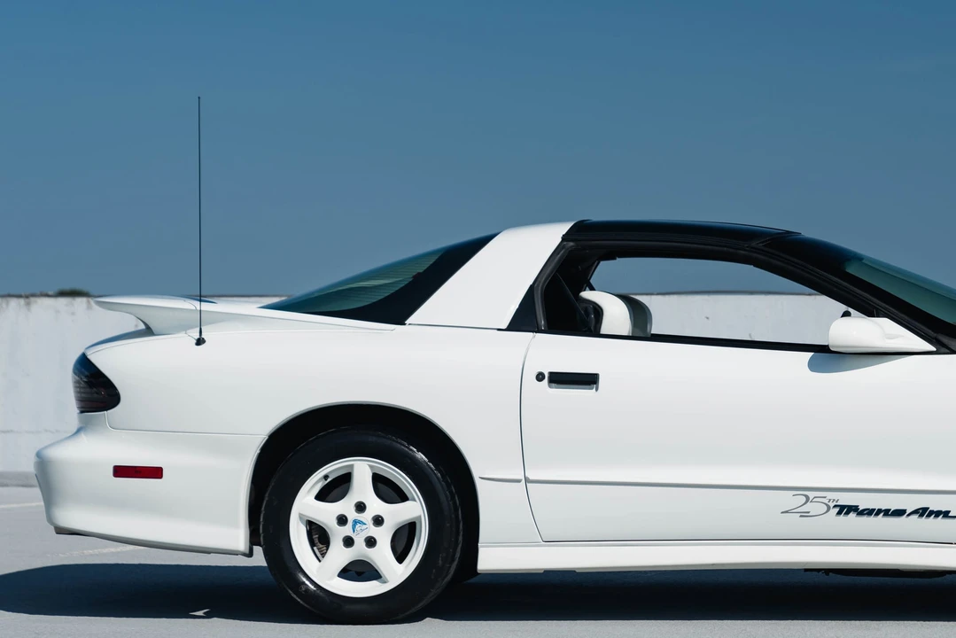1994 Pontiac Firebird Trans Am 4th Gen - Image 12 of 31