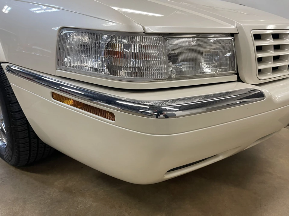 1995 Cadillac Eldorado 12th Gen - Image 14 of 31