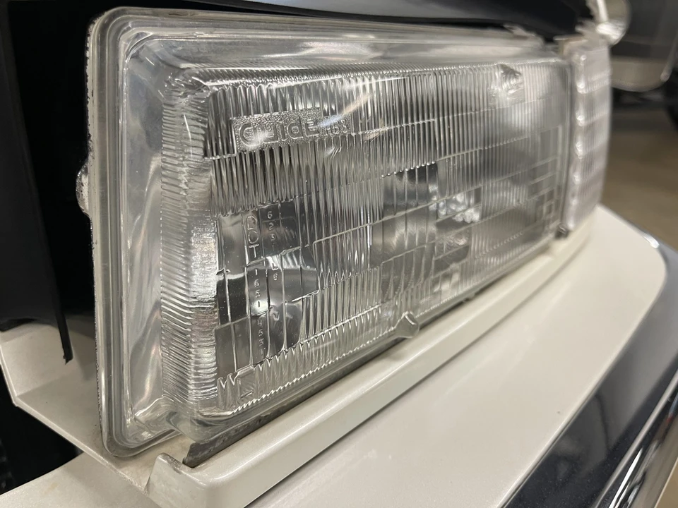 1995 Cadillac Eldorado 12th Gen - Image 26 of 31