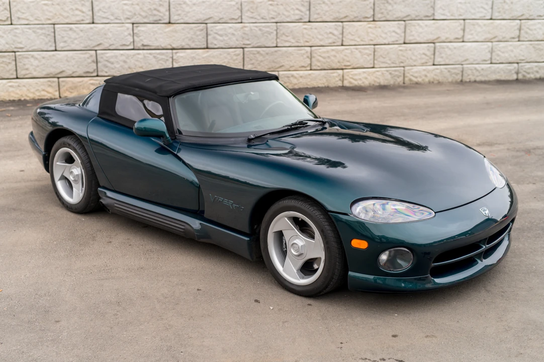 1995 Dodge Viper 1st Gen - Image 2 of 31