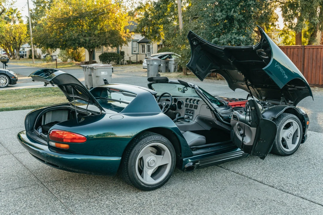 1995 Dodge Viper 1st Gen - Image 11 of 31
