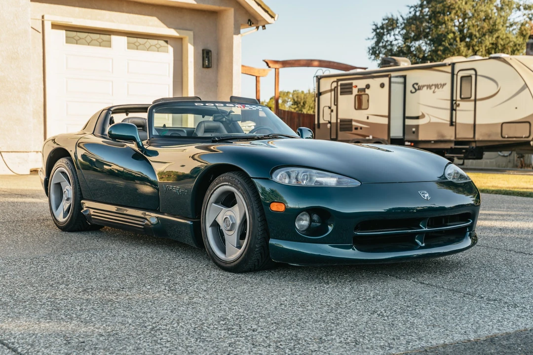 1995 Dodge Viper 1st Gen - Image 2 of 31