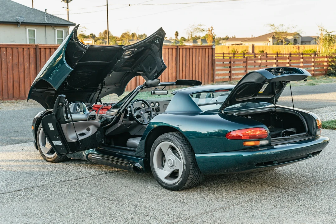 1995 Dodge Viper 1st Gen - Image 13 of 31