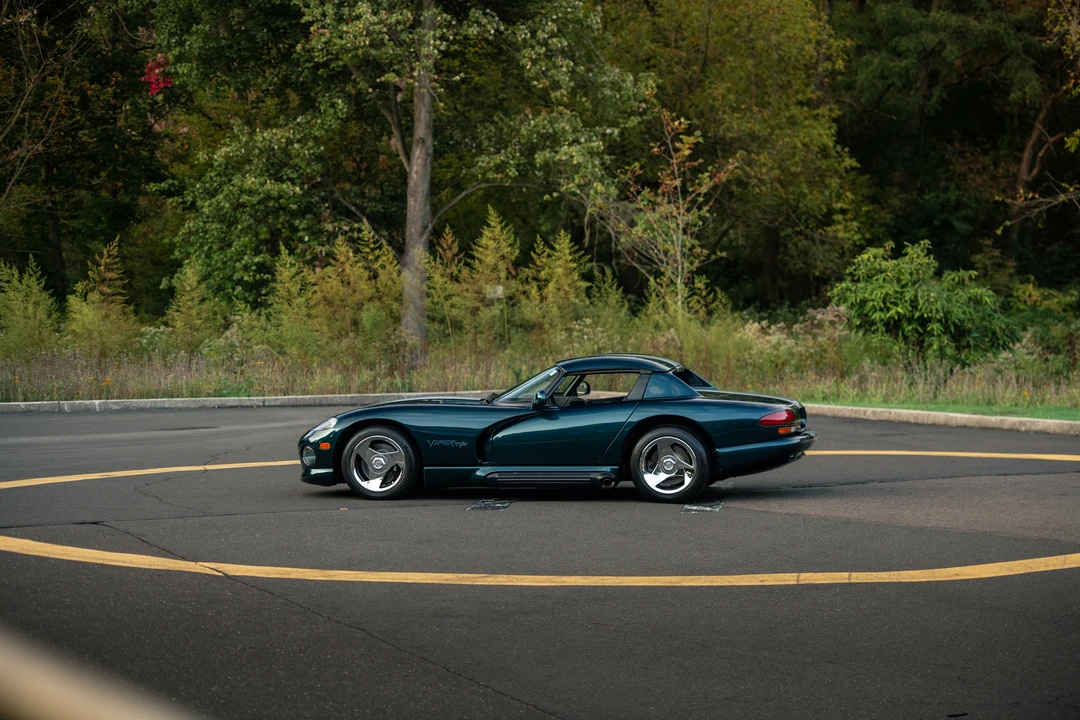 1995 Dodge Viper 1st Gen - Image 24 of 31