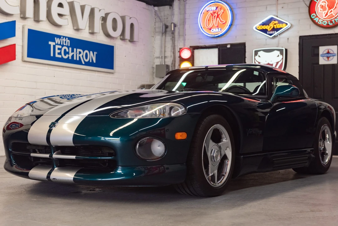 1995 Dodge Viper 1st Gen - Image 4 of 31