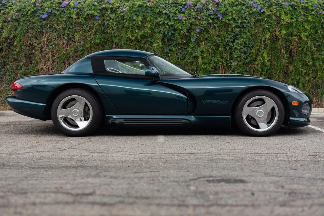 1995 Dodge Viper 1st Gen - Image 27 of 31